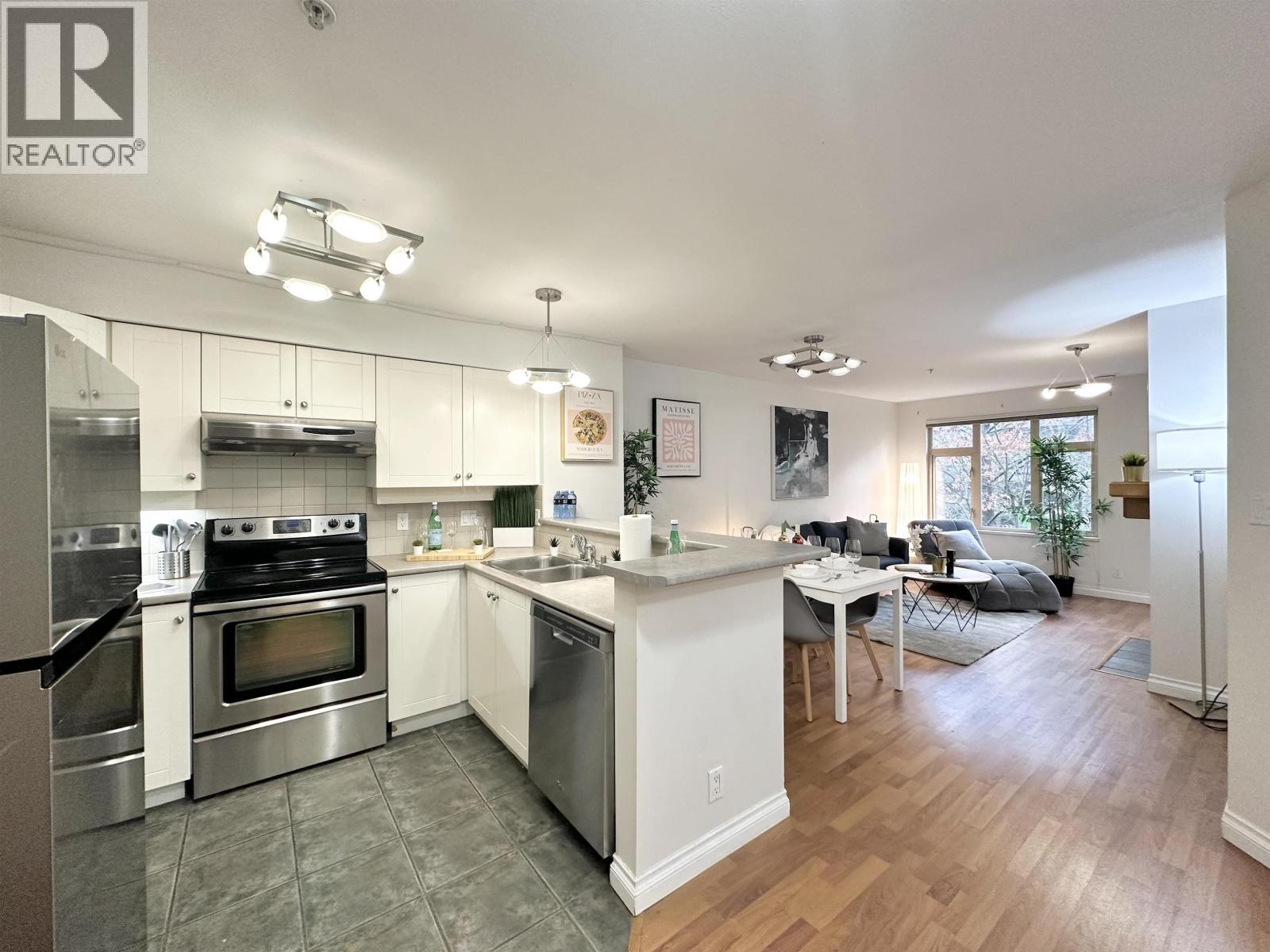 313 18 SMOKEY SMITH PLACE, New Westminster, British Columbia