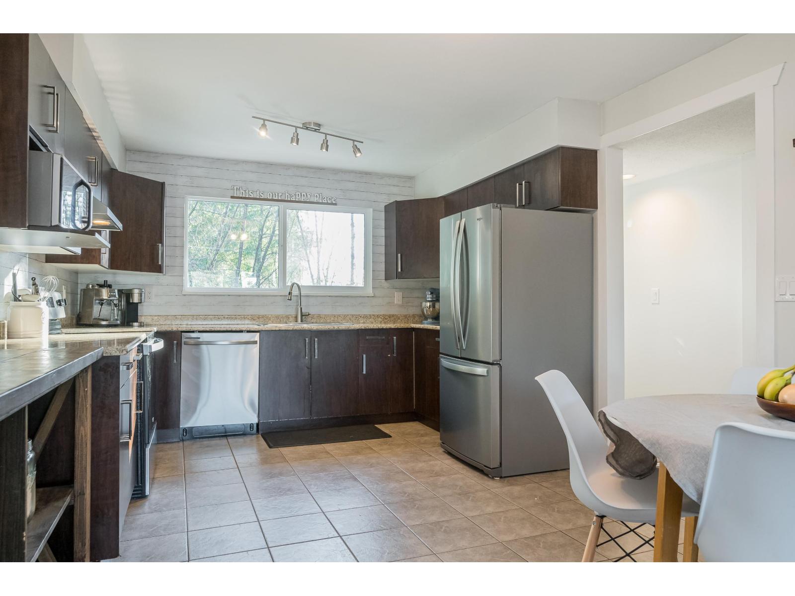 2118 Winston Court, Langley, British Columbia  V2Y 1H5 - Photo 11 - R3083622