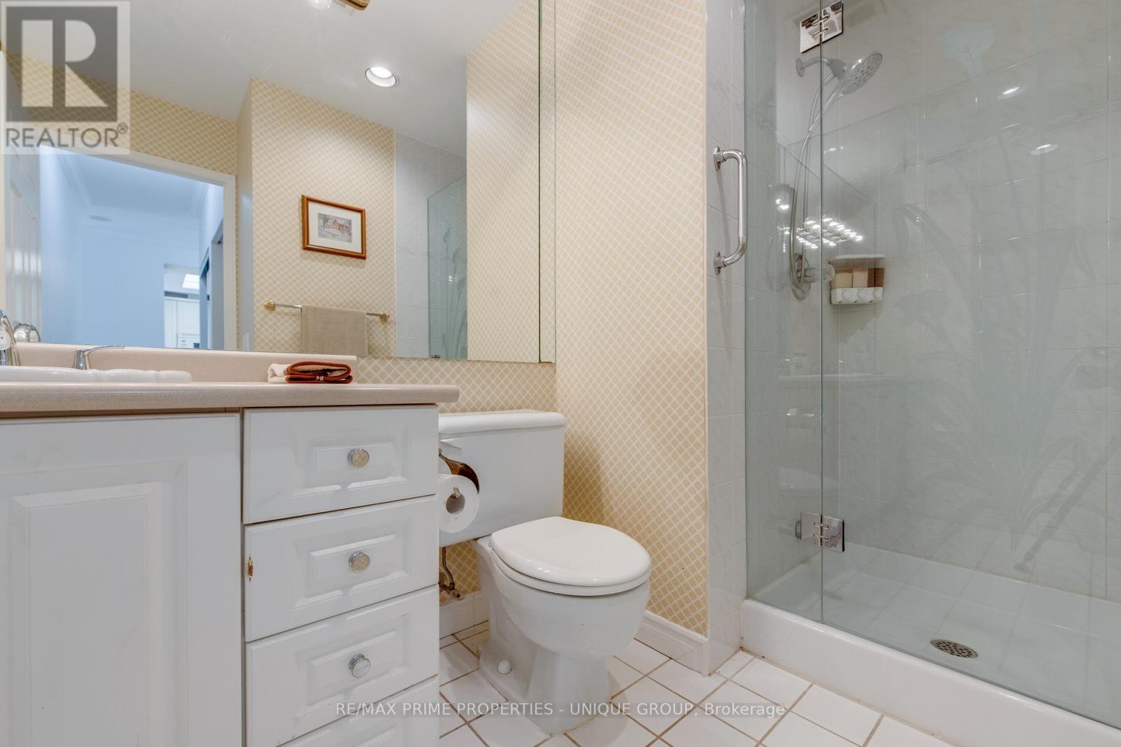 Lp 914 - 18 Concorde Place, Toronto, Ontario  M3C 3T9 - Photo 16 - C12733010