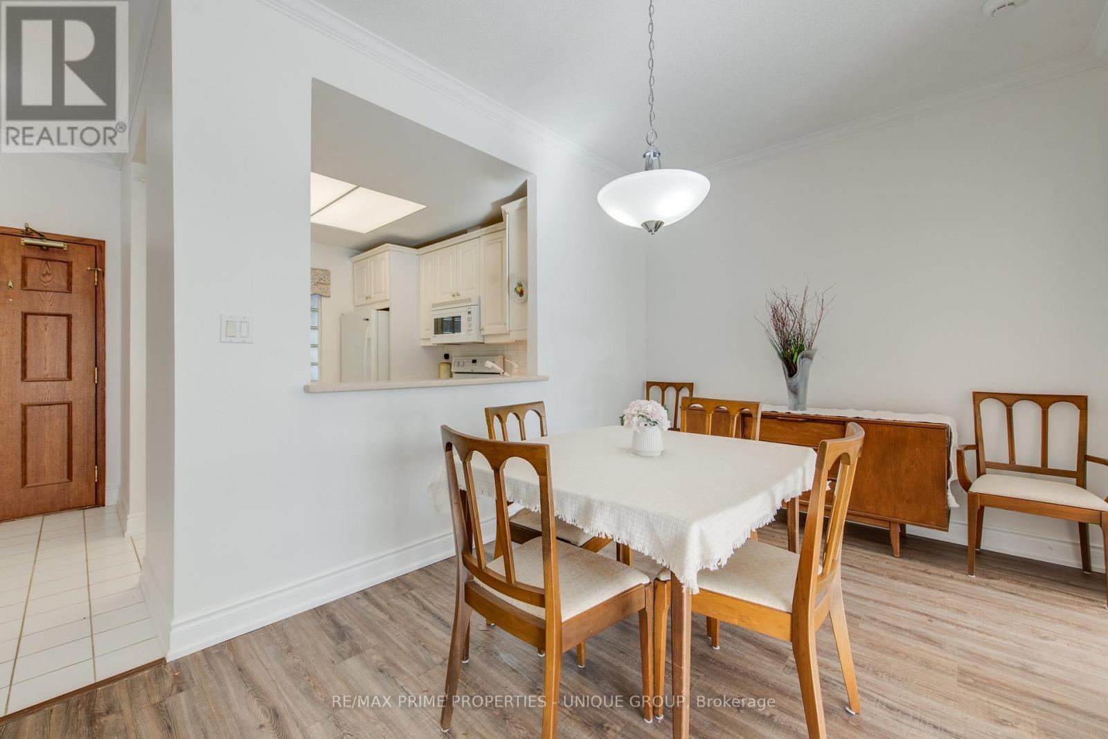 Lp 914 - 18 Concorde Place, Toronto, Ontario  M3C 3T9 - Photo 6 - C12733010