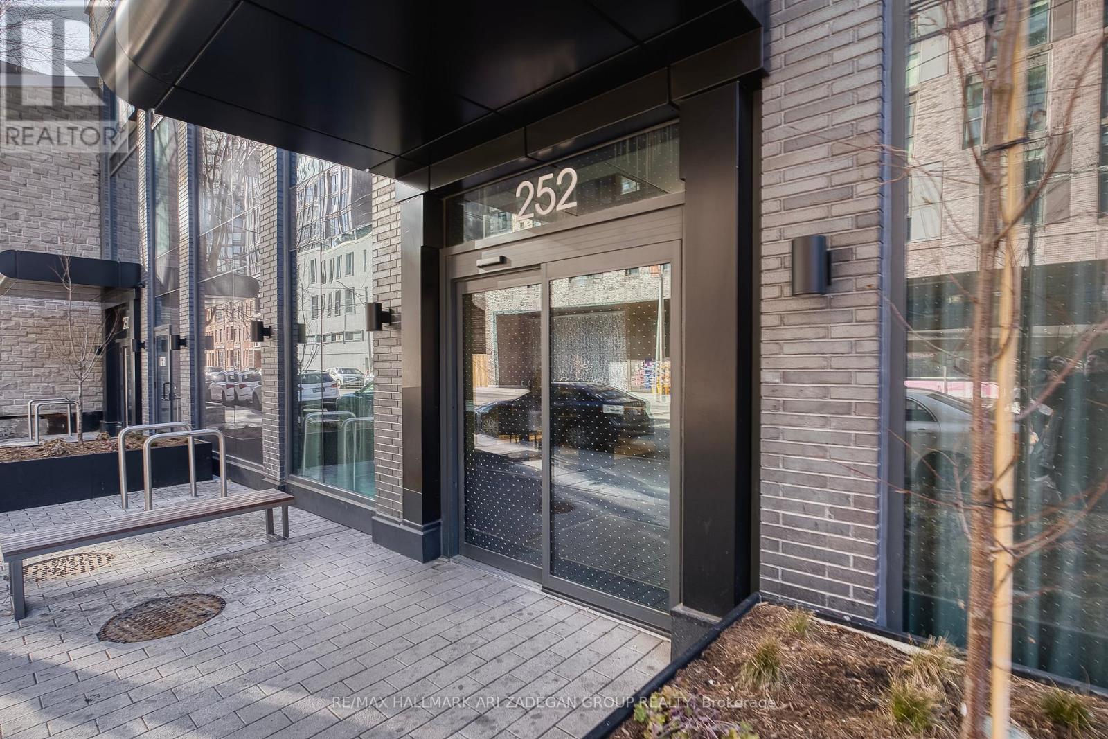 4811 - 252 Church Street, Toronto, Ontario  M5B 1Z2 - Photo 6 - C12733026