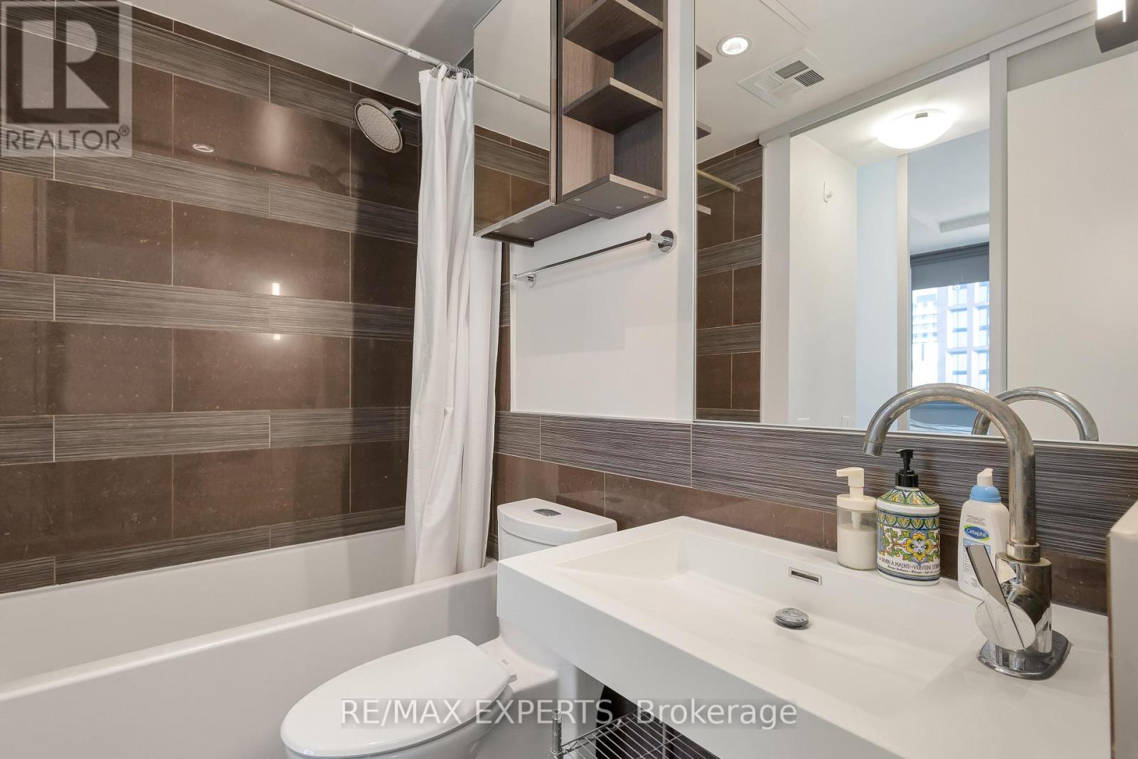 302 - 390 Cherry Street, Toronto, Ontario  M5A 3L7 - Photo 15 - C12733090