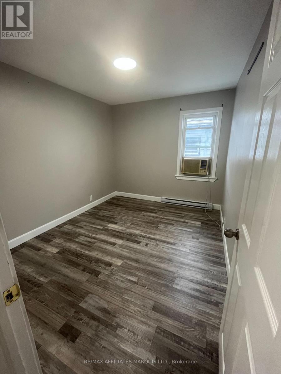 907 Second Street E, Cornwall, Ontario K6H 2A7 - Photo 2 - X12733014