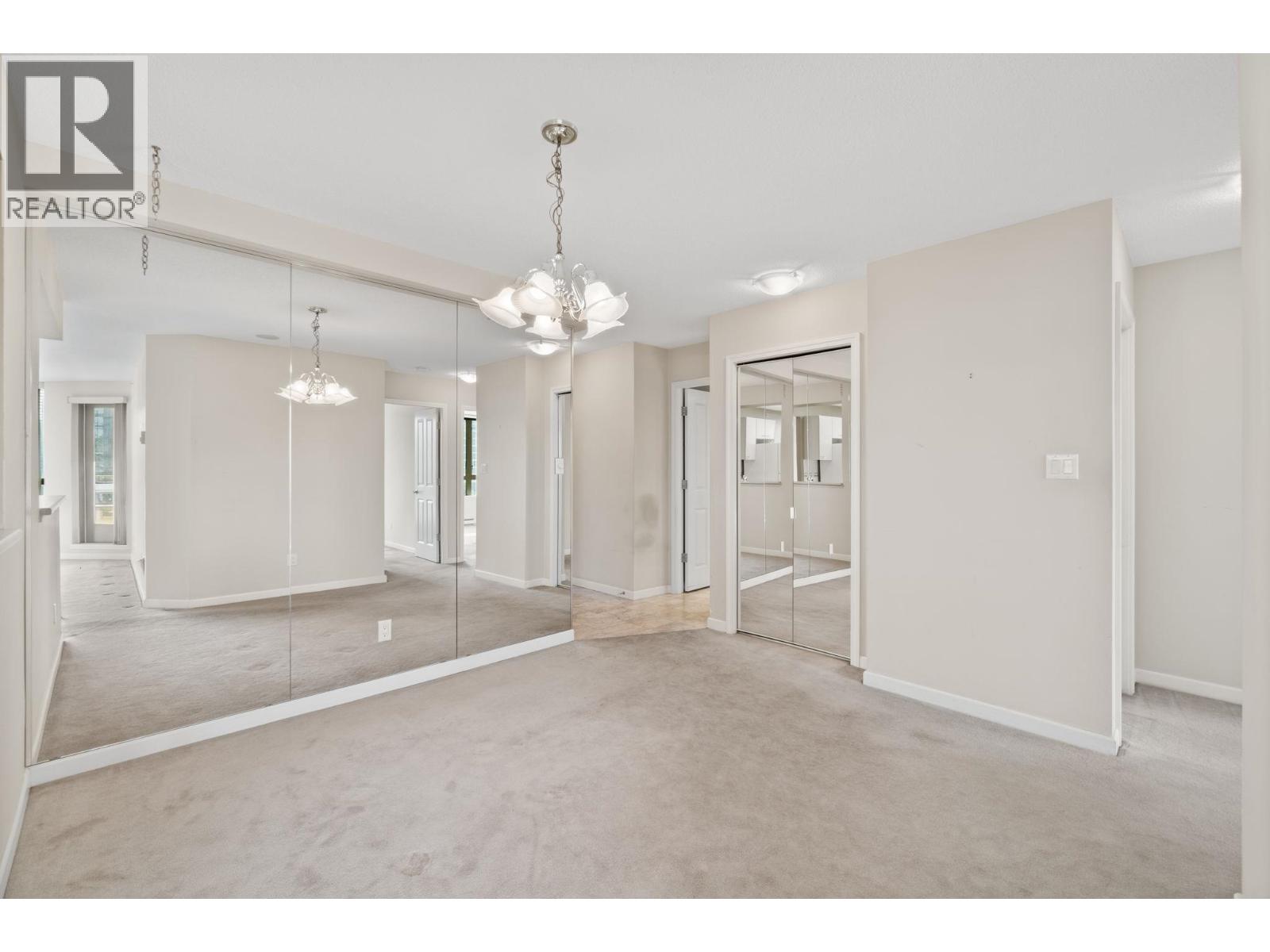 801 5848 Olive Avenue, Burnaby, British Columbia  V5H 4V6 - Photo 12 - R3083021