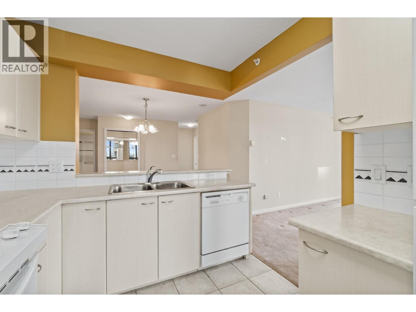 801 5848 Olive Avenue, Burnaby, British Columbia  V5H 4V6 - Photo 6 - R3083021