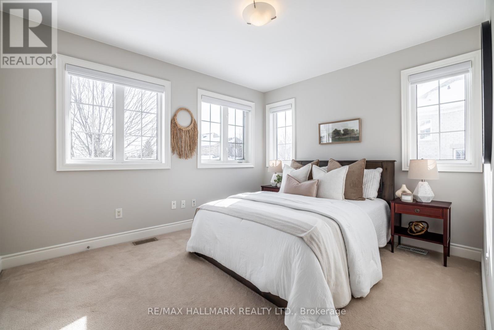 48 Stonecliffe Crescent, Aurora, Ontario  L4G 7Z6 - Photo 18 - N12732998