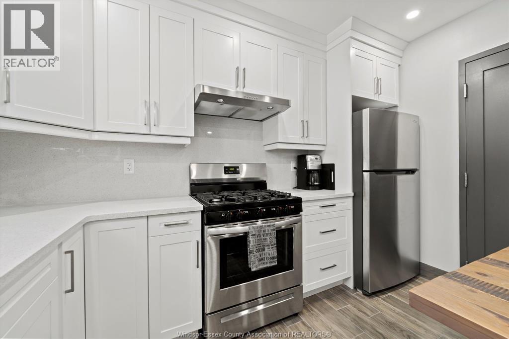 42 Maple, Kingsville, Ontario N9Y 1L8 - Photo 10 - 26002044