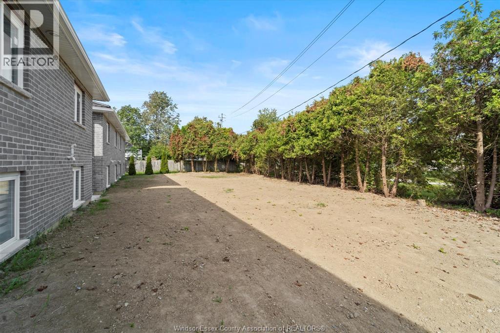 42 Maple, Kingsville, Ontario N9Y 1L8 - Photo 23 - 26002044