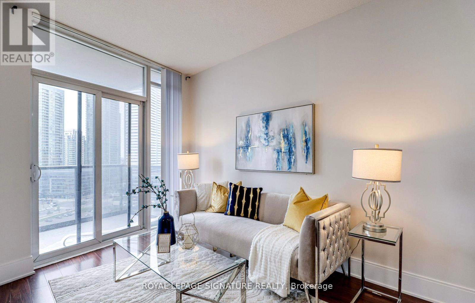 1602 - 330 Burnhamthorpe Road, Mississauga, Ontario  L5B 0E1 - Photo 15 - W12732988