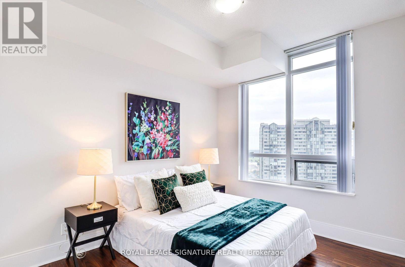 1602 - 330 Burnhamthorpe Road, Mississauga, Ontario  L5B 0E1 - Photo 18 - W12732988