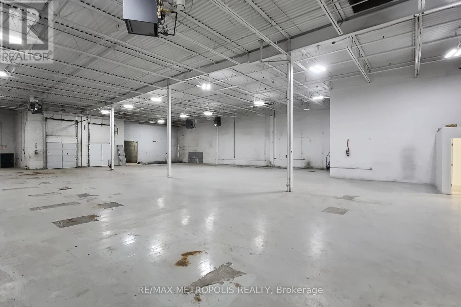 3a - 3185 Unity Drive, Mississauga, Ontario  L5L 4L4 - Photo 3 - W12733004