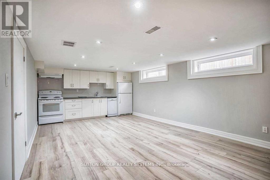 LOWER LEVEL - 115 RANGOON ROAD, Toronto, Ontario