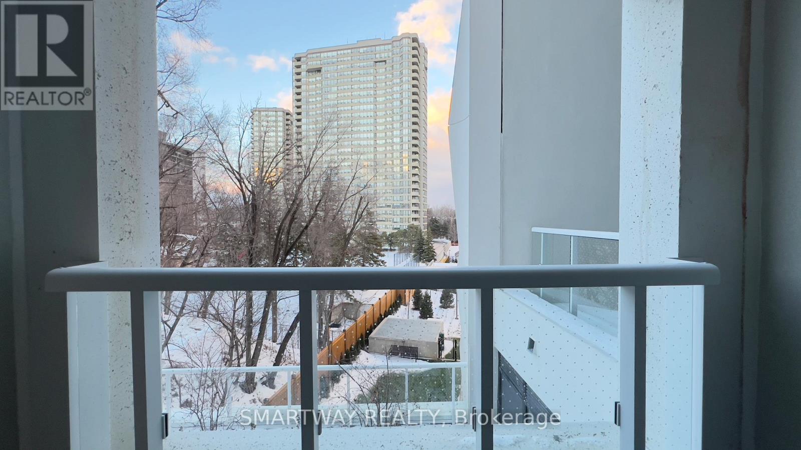 303 - 25 Cordova Avenue, Toronto, Ontario  M9A 0E5 - Photo 39 - W12733040