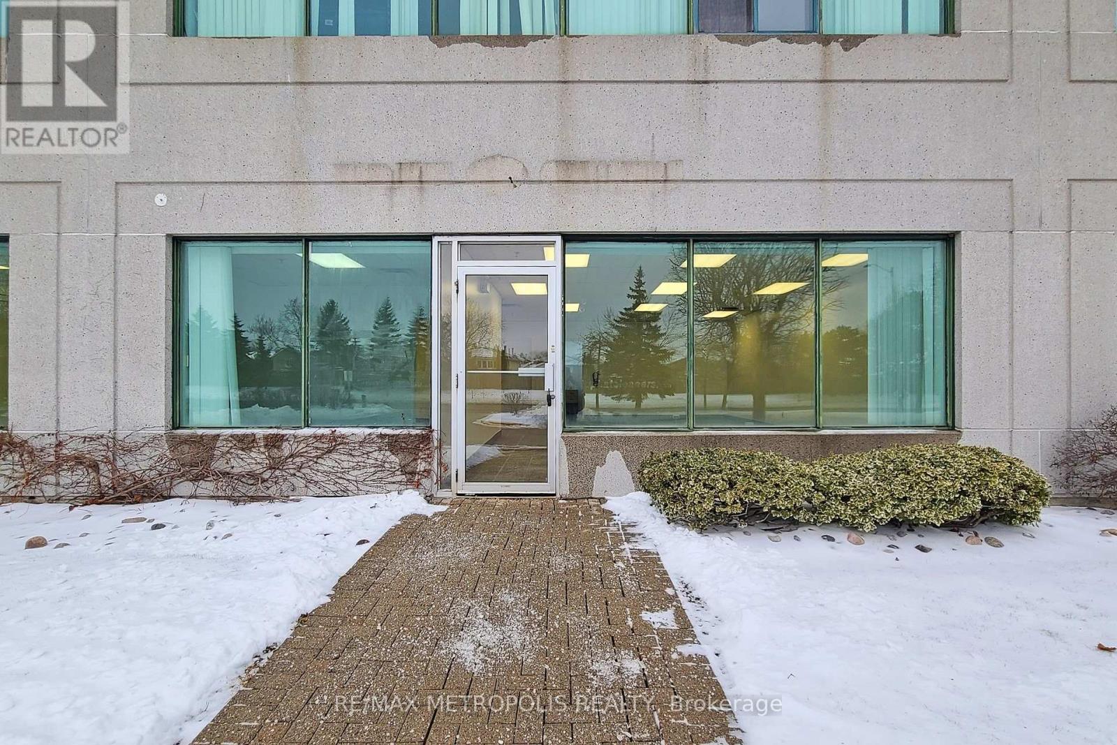 3b - 3185 Unity Drive, Mississauga, Ontario  L5L 4L4 - Photo 2 - W12733092
