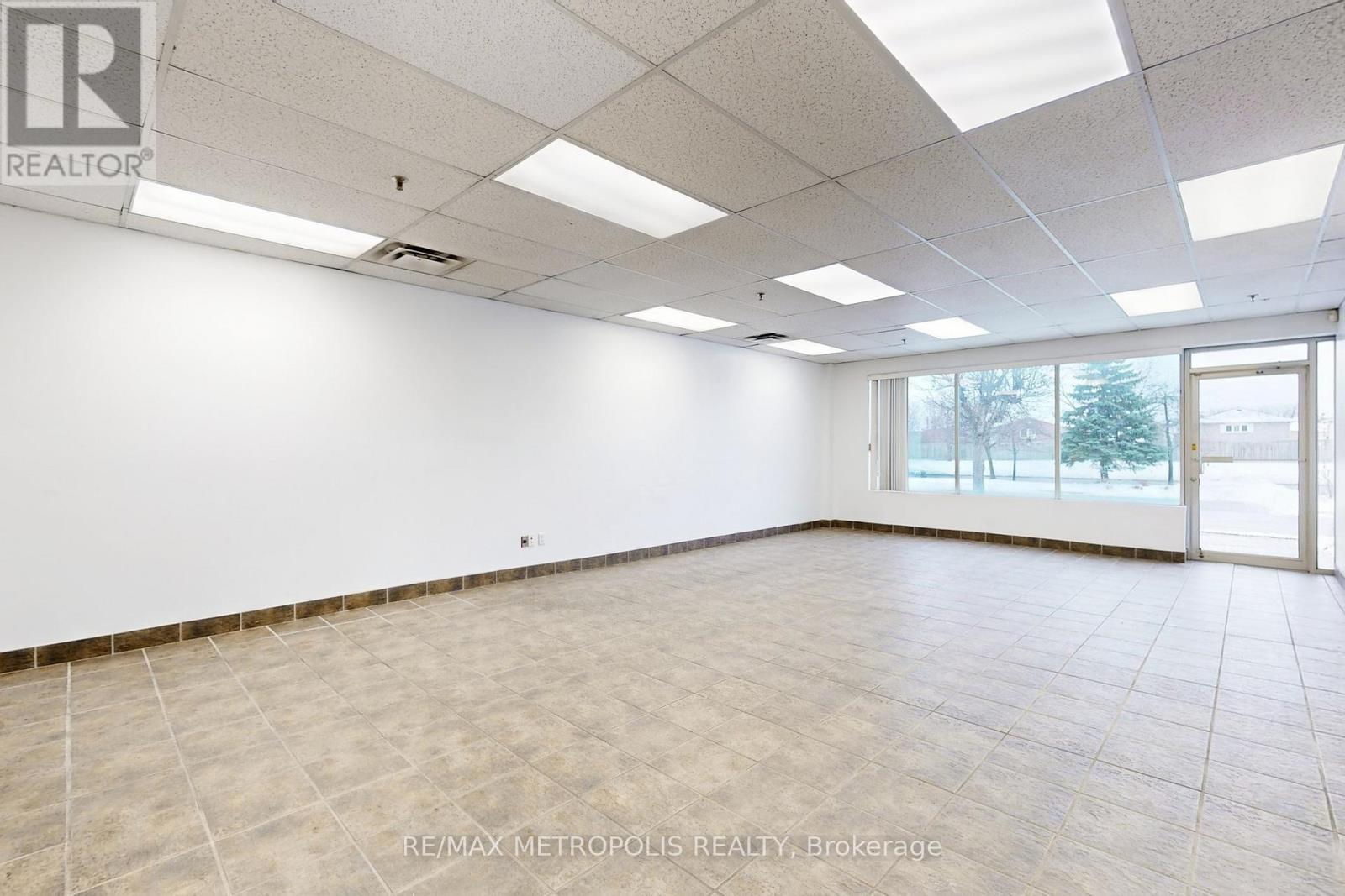 3b - 3185 Unity Drive, Mississauga, Ontario  L5L 4L4 - Photo 5 - W12733092