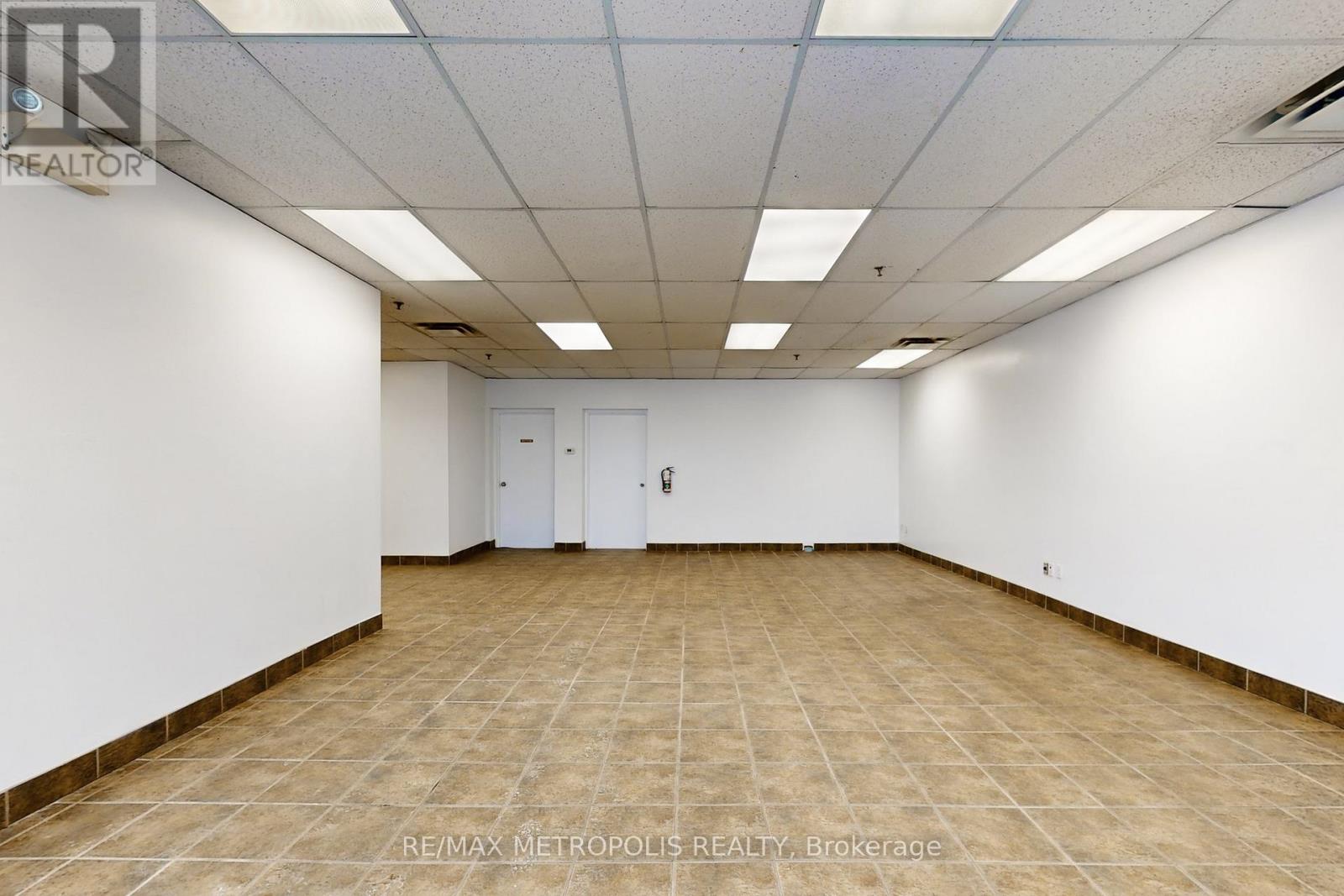 3b - 3185 Unity Drive, Mississauga, Ontario  L5L 4L4 - Photo 7 - W12733092