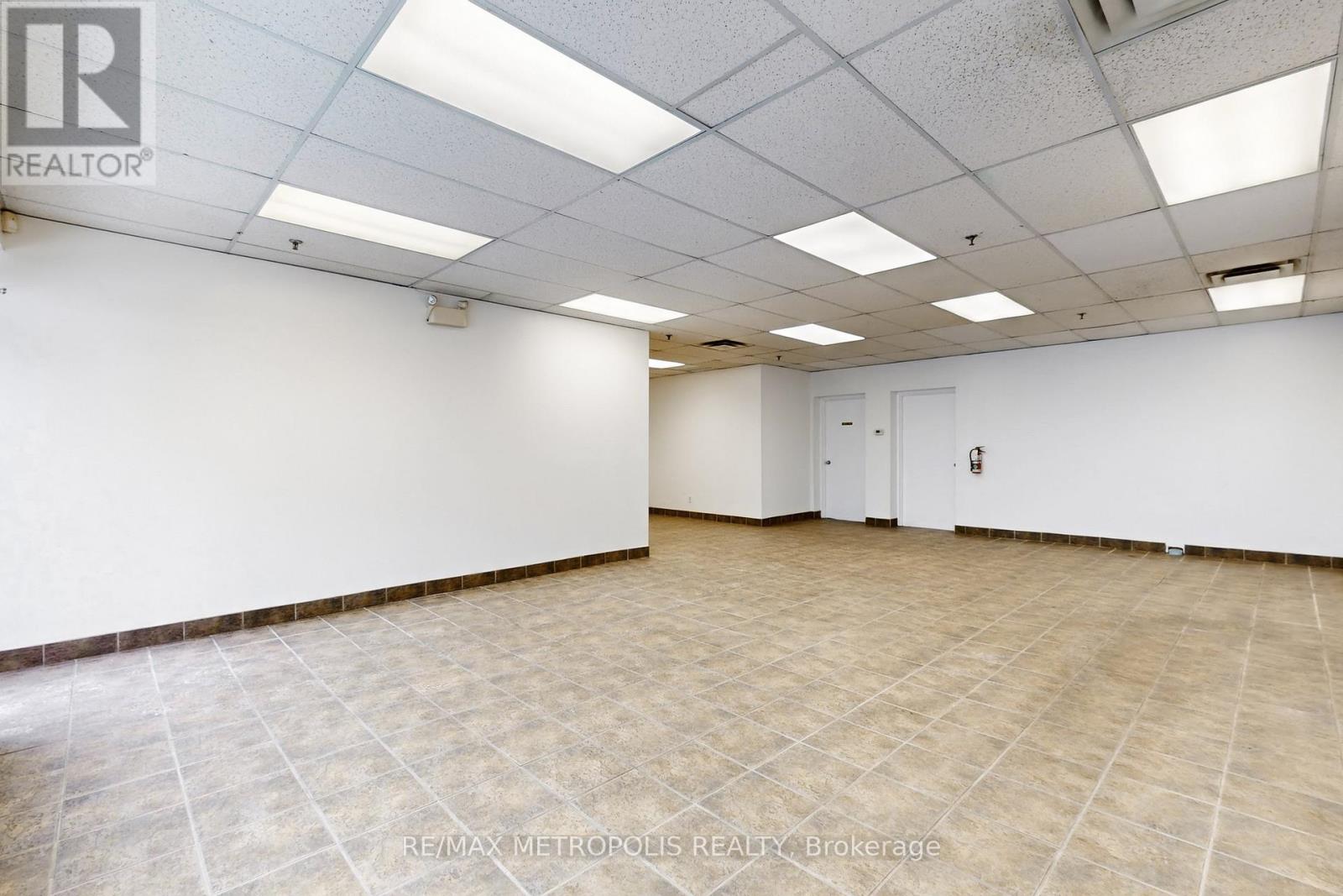 3b - 3185 Unity Drive, Mississauga, Ontario  L5L 4L4 - Photo 8 - W12733092