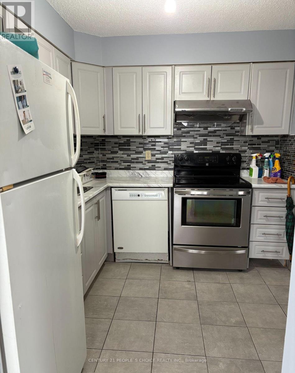 1601 - 61 Markbrook Lane, Toronto, Ontario  M9V 5E7 - Photo 11 - W12733094