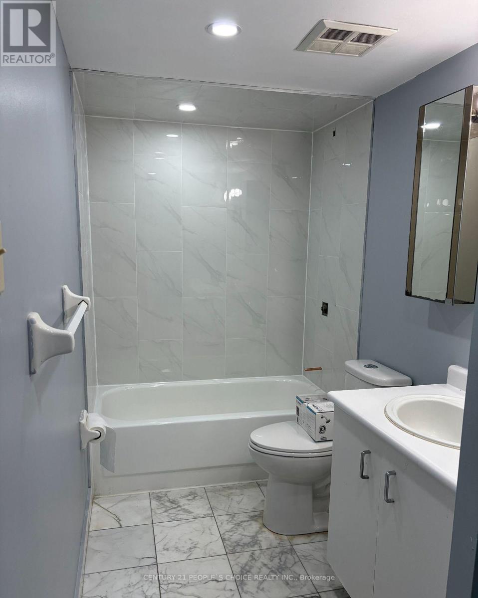 1601 - 61 Markbrook Lane, Toronto, Ontario  M9V 5E7 - Photo 15 - W12733094