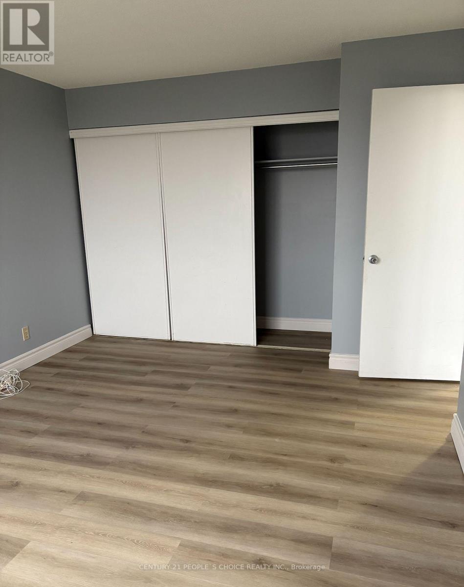 1601 - 61 Markbrook Lane, Toronto, Ontario  M9V 5E7 - Photo 17 - W12733094