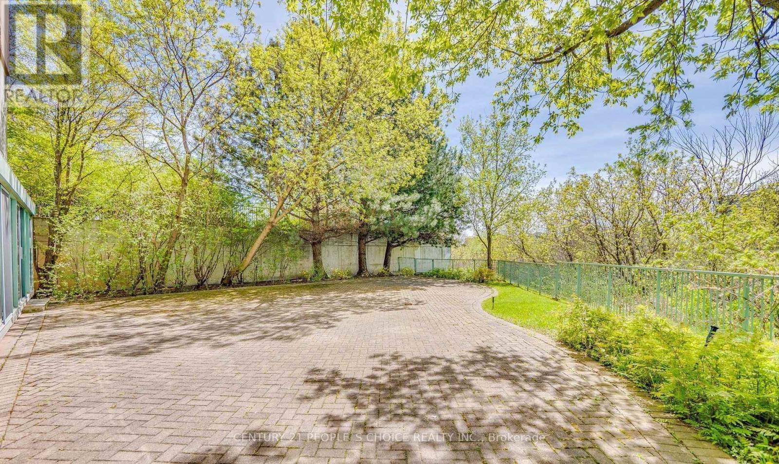 1601 - 61 Markbrook Lane, Toronto, Ontario  M9V 5E7 - Photo 28 - W12733094