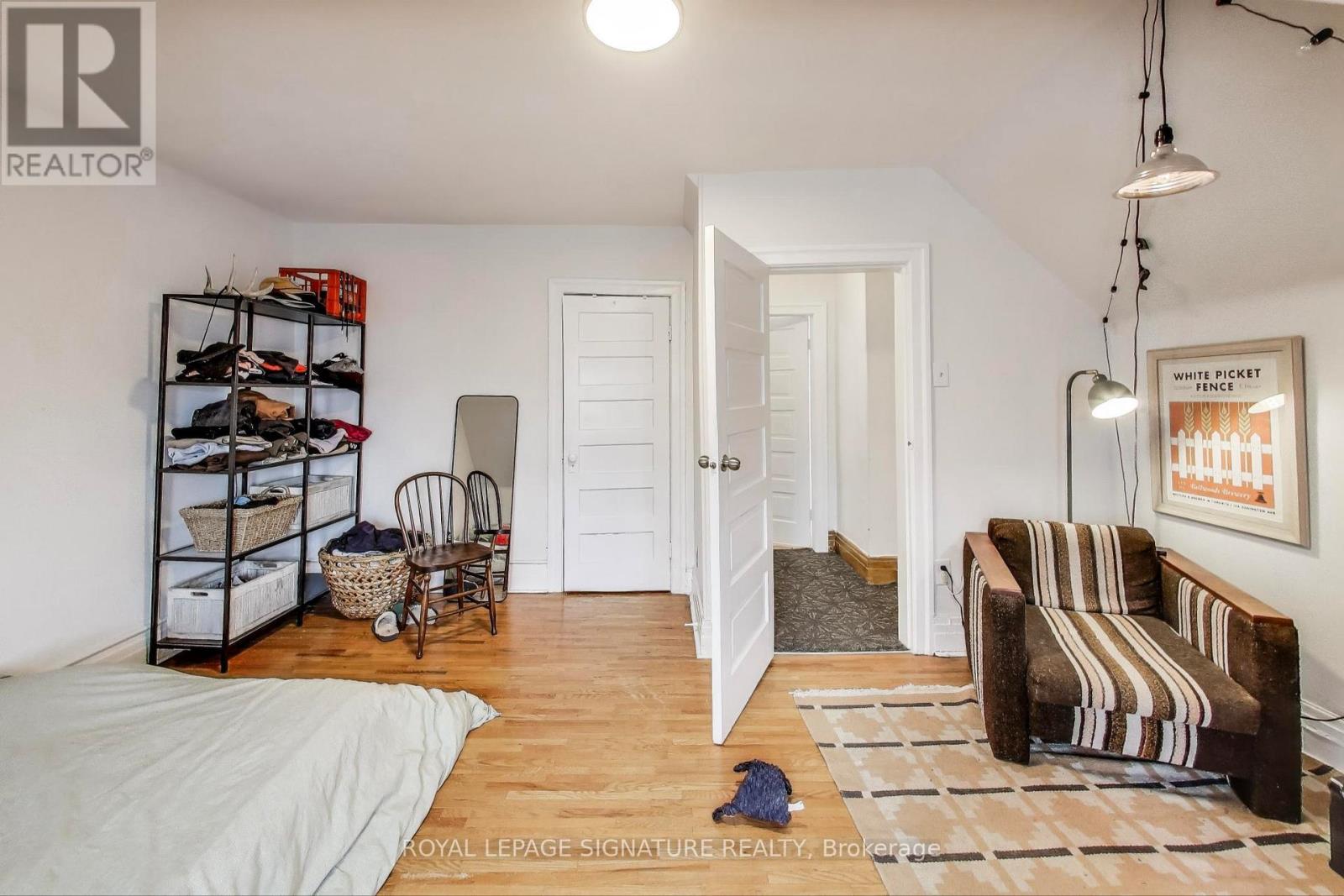 232 Pacific Avenue, Toronto, Ontario  M6P 2P5 - Photo 24 - W12733122