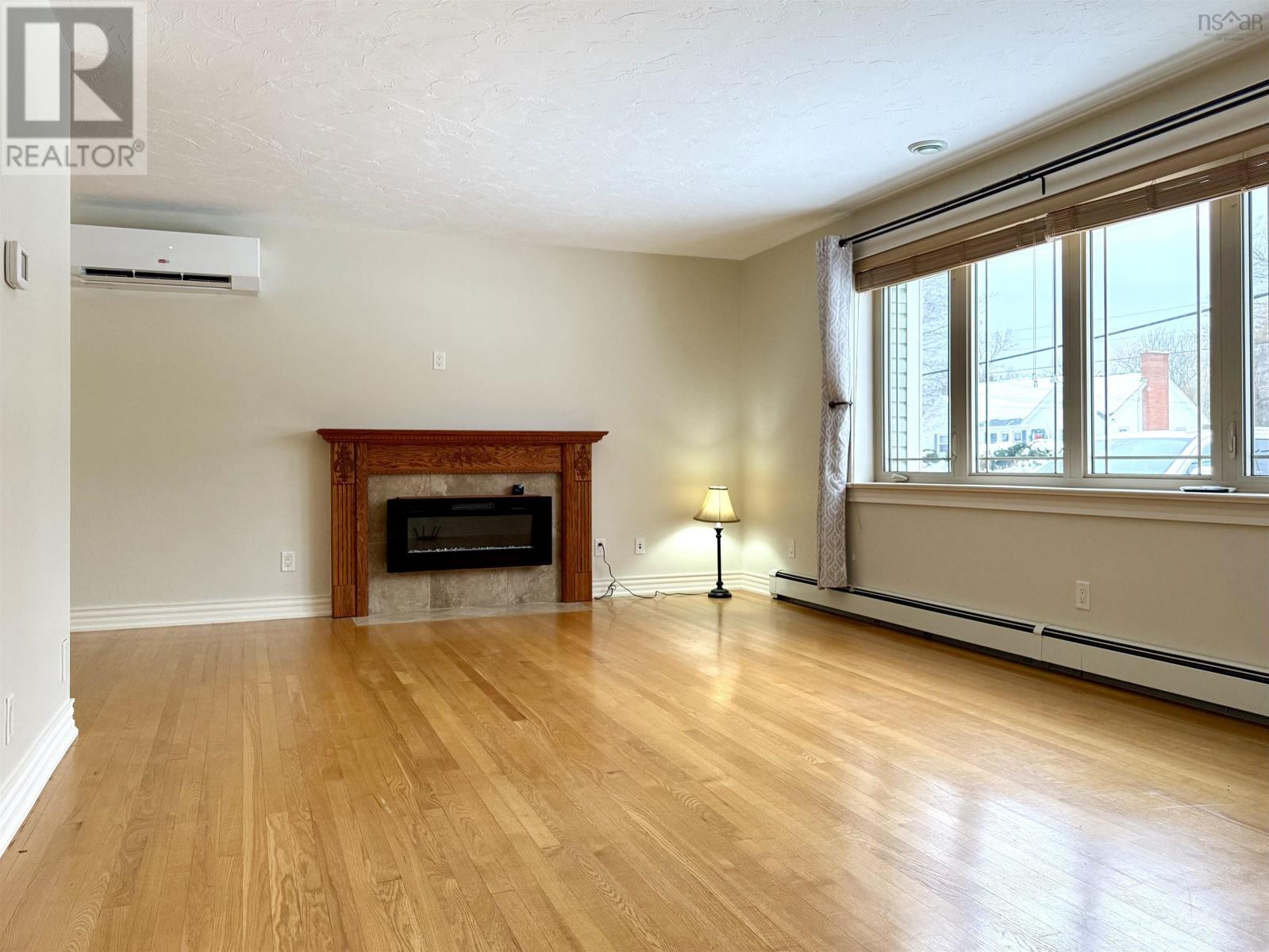 27 Regent Street, Amherst, Nova Scotia  B4H 3S8 - Photo 10 - 202600107