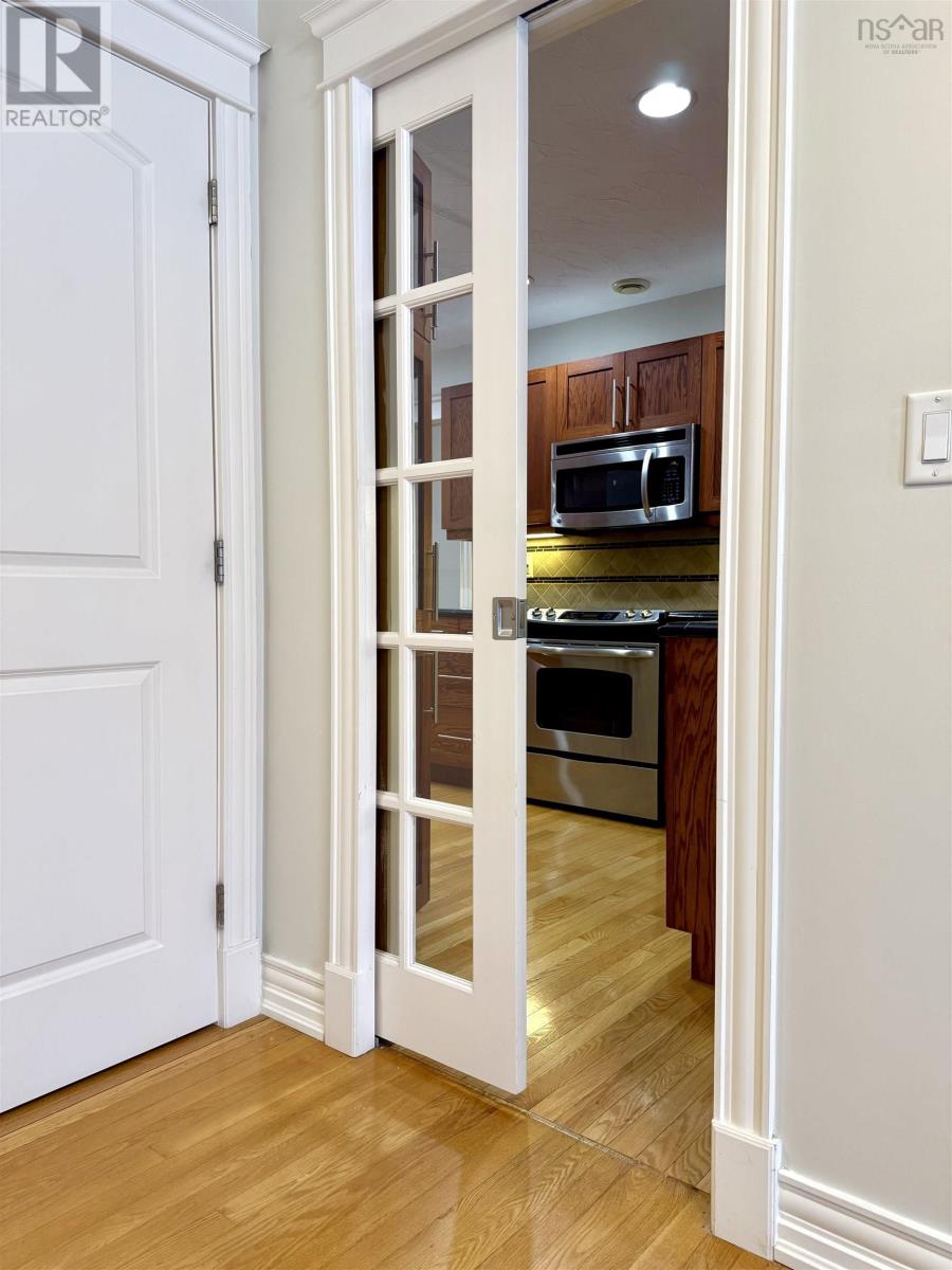 27 Regent Street, Amherst, Nova Scotia  B4H 3S8 - Photo 20 - 202600107