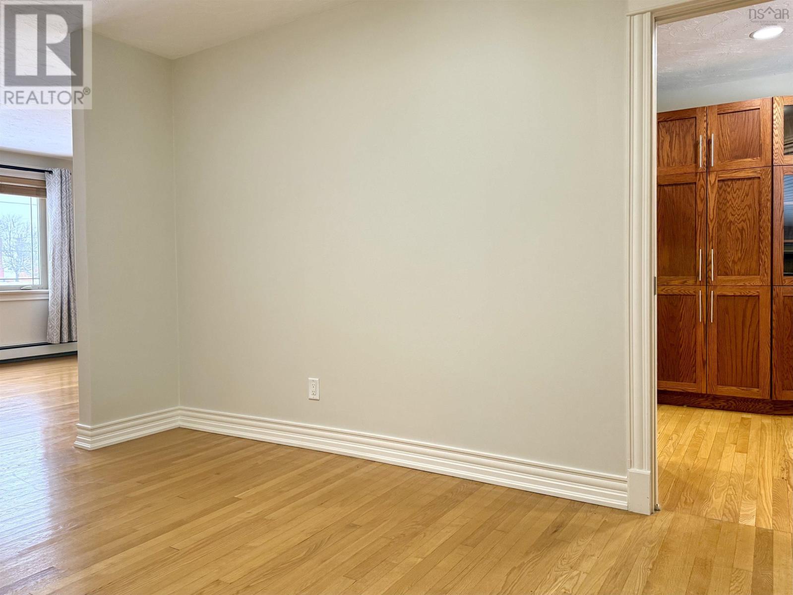 27 Regent Street, Amherst, Nova Scotia  B4H 3S8 - Photo 15 - 202600107