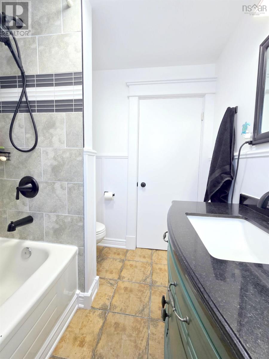 34 Dale Street, Amherst, Nova Scotia  B4H 2A4 - Photo 25 - 202601568