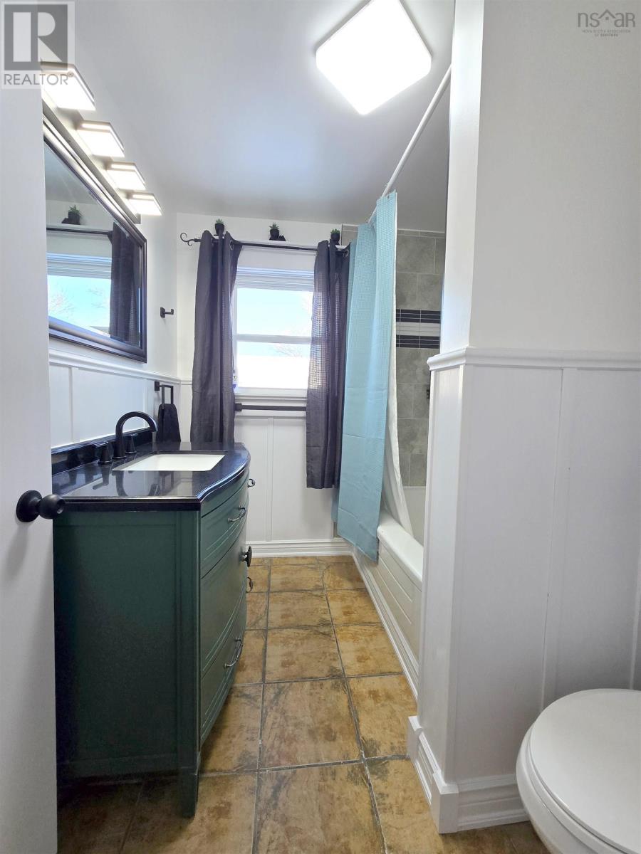 34 Dale Street, Amherst, Nova Scotia  B4H 2A4 - Photo 26 - 202601568
