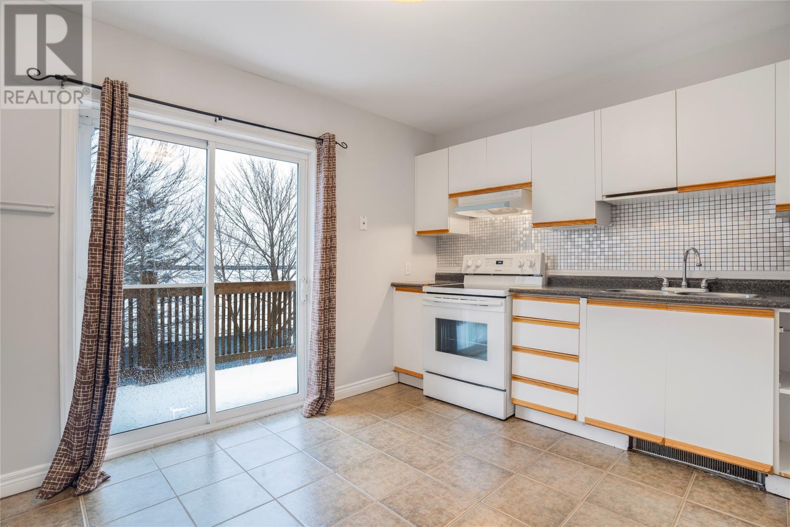 143 Lemarchant Road, St. John's, Newfoundland & Labrador  A1C 2H3 - Photo 7 - 1294031