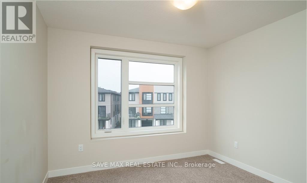 938 West Village Square, London North, Ontario  N6H 0J7 - Photo 4 - X12732992