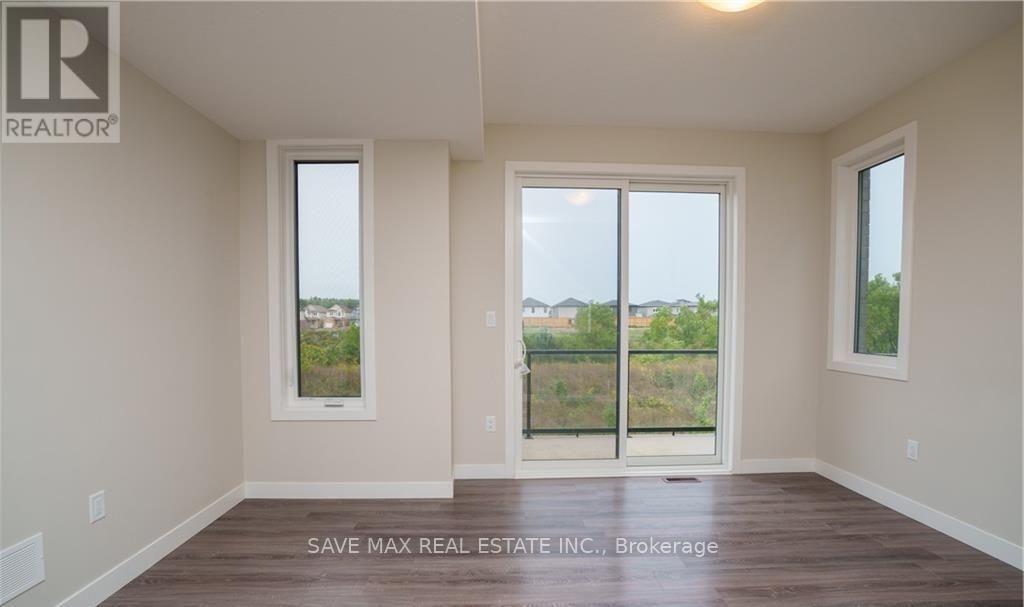 938 West Village Square, London North, Ontario  N6H 0J7 - Photo 5 - X12732992