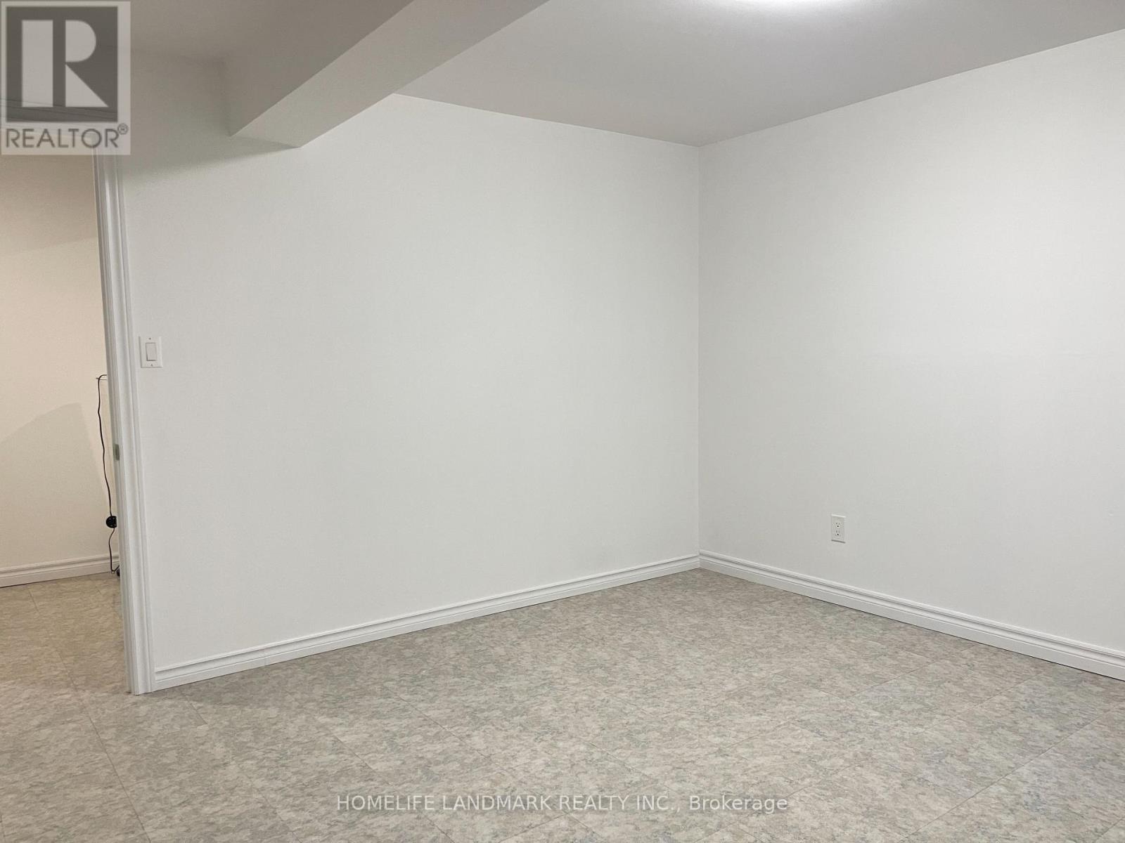 Lower & Main - 353 Darlington Court, Hamilton, Ontario  L9C 6Z2 - Photo 16 - X12733074