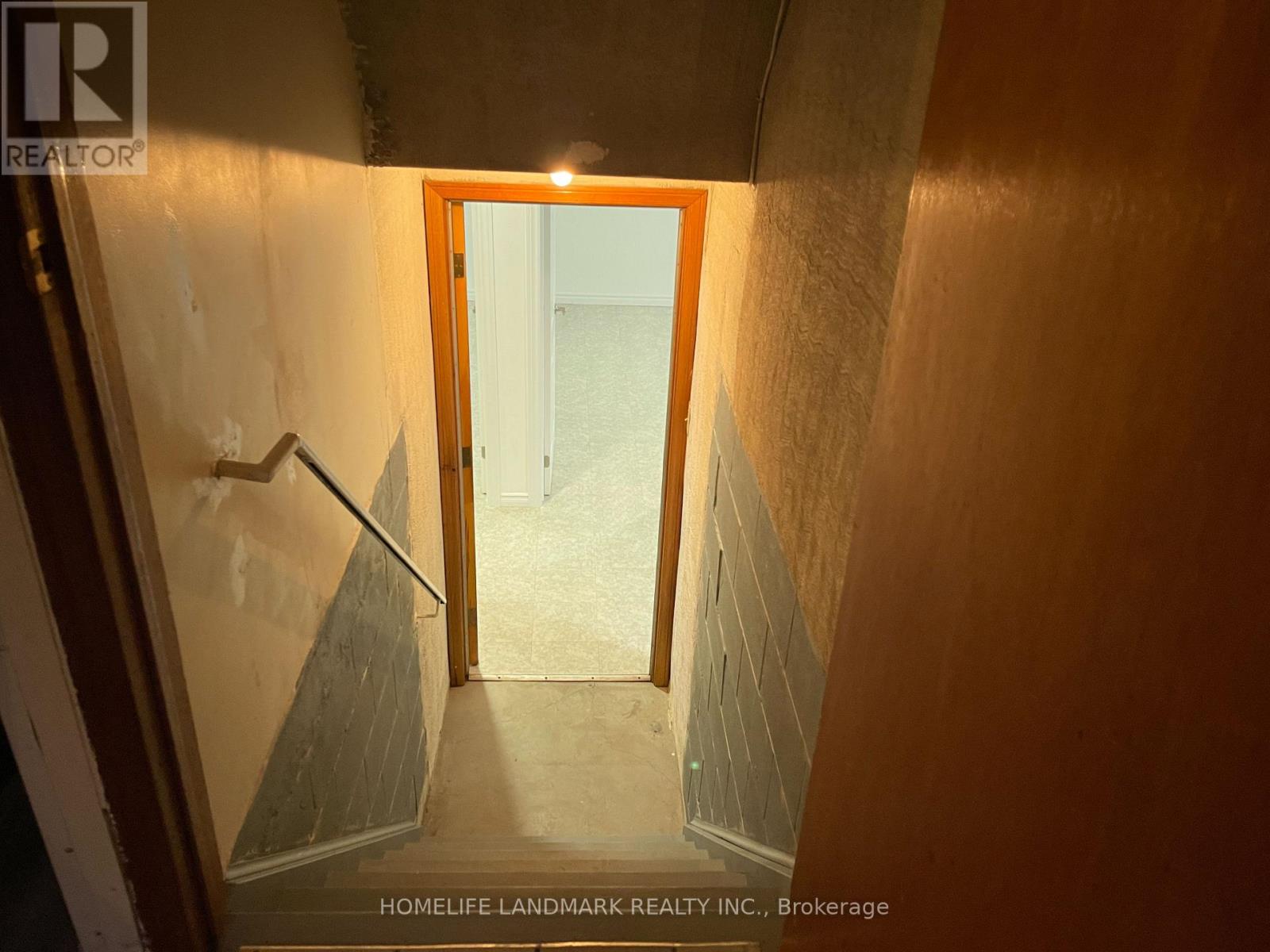 Lower & Main - 353 Darlington Court, Hamilton, Ontario  L9C 6Z2 - Photo 7 - X12733074