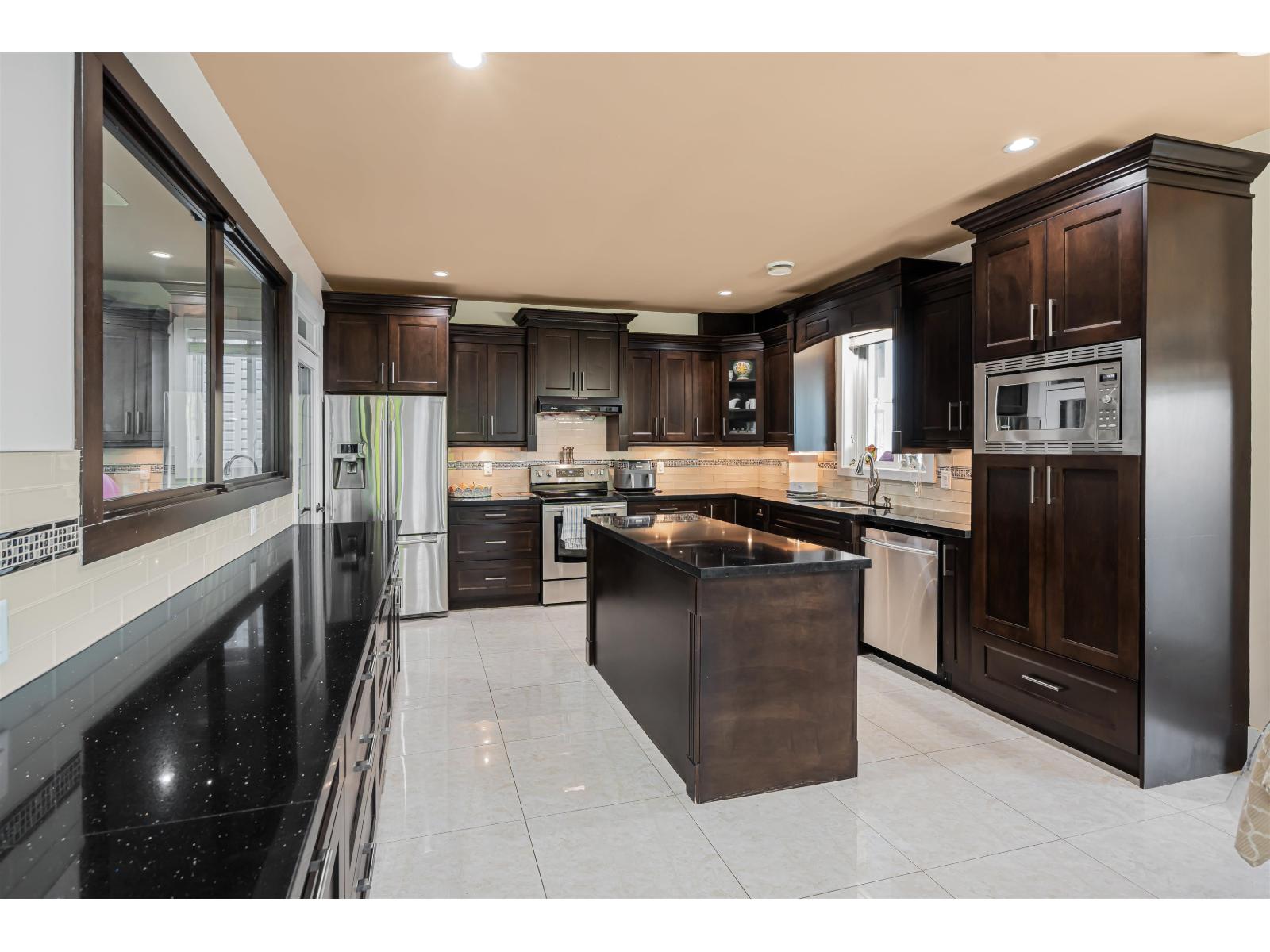 14799 63rd Avenue, Surrey, British Columbia  V3S 3T1 - Photo 9 - R3083526