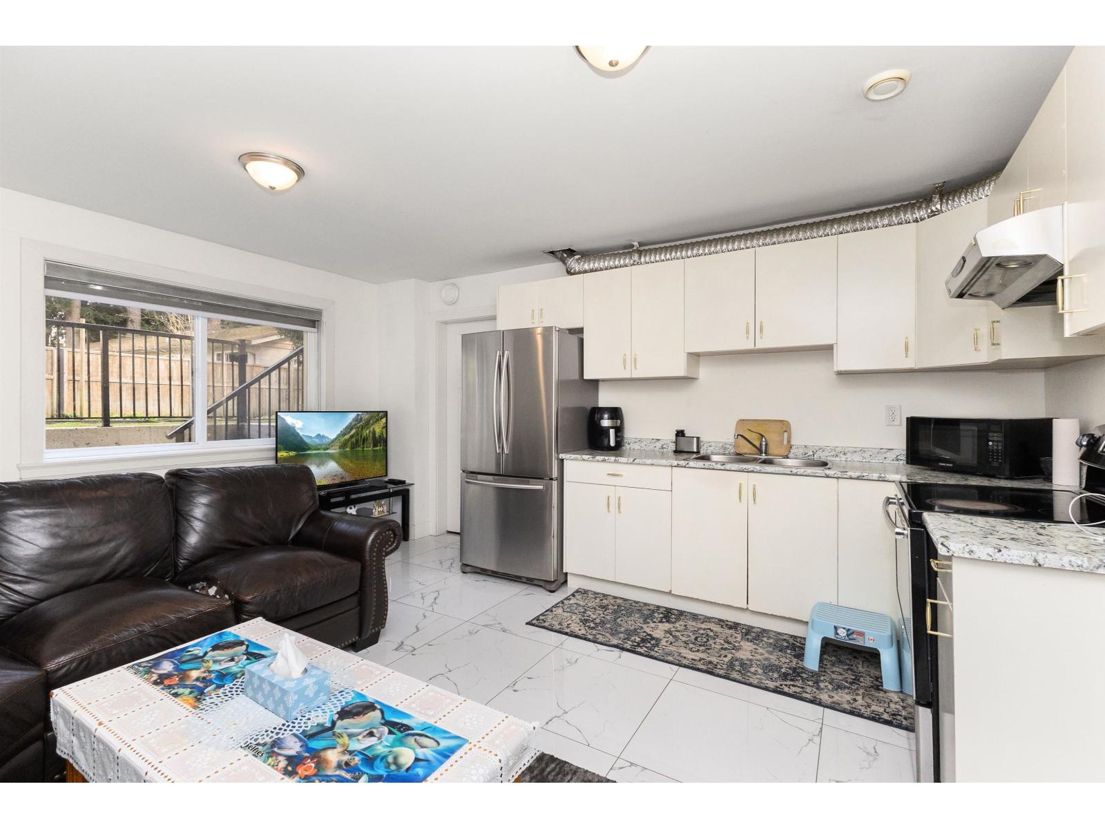 2018 Vinewood Street, Abbotsford, British Columbia  V2S 3H2 - Photo 34 - R3082763