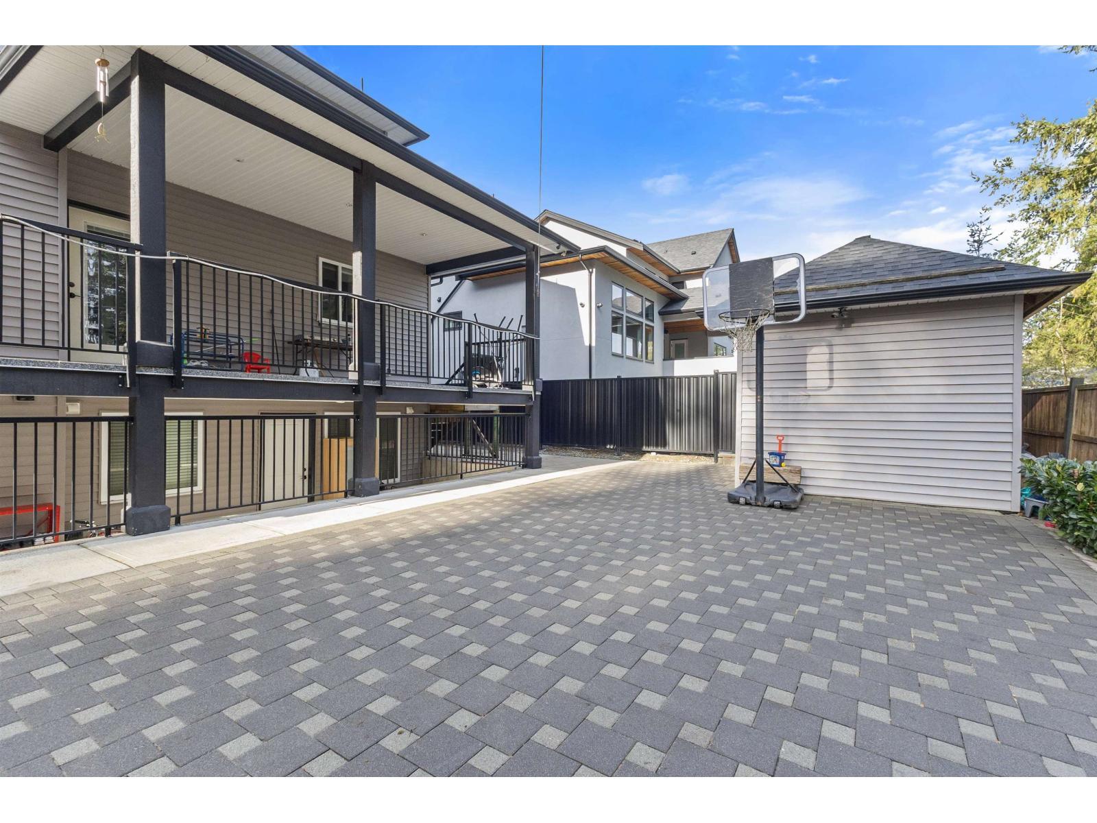 2018 Vinewood Street, Abbotsford, British Columbia  V2S 3H2 - Photo 38 - R3082763