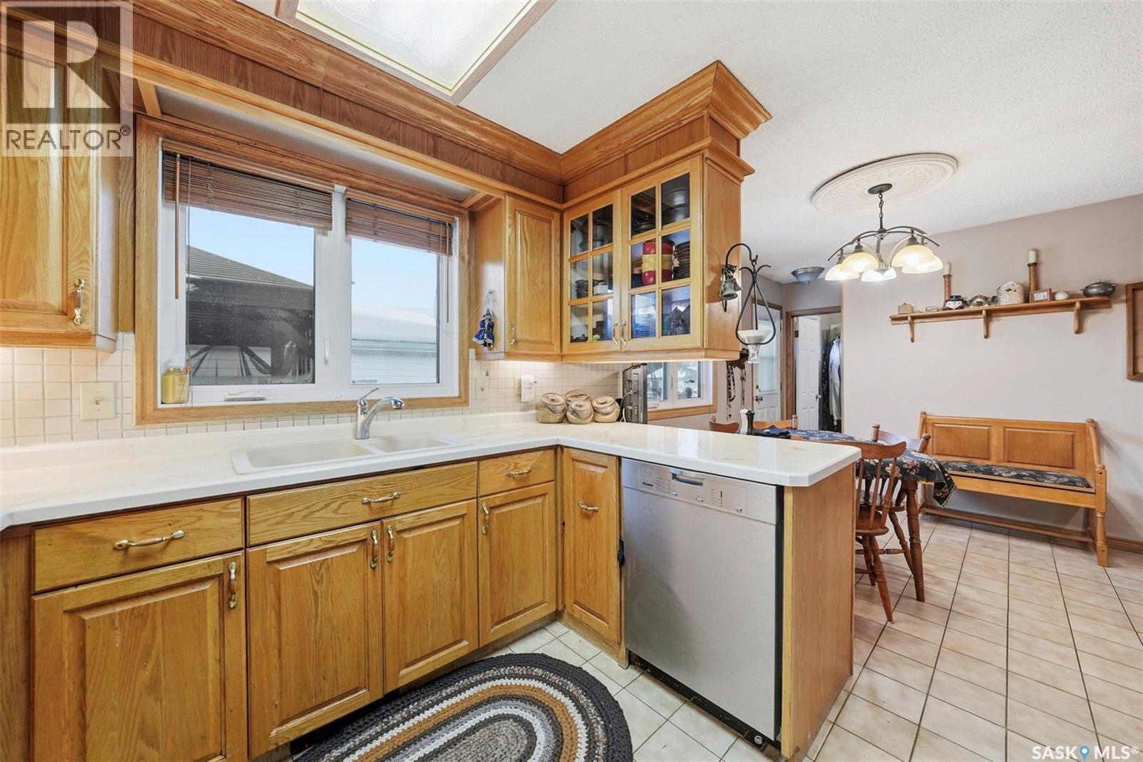 138 Maclean Crescent, Saskatoon, Saskatchewan  S7J 2R7 - Photo 12 - SK027489