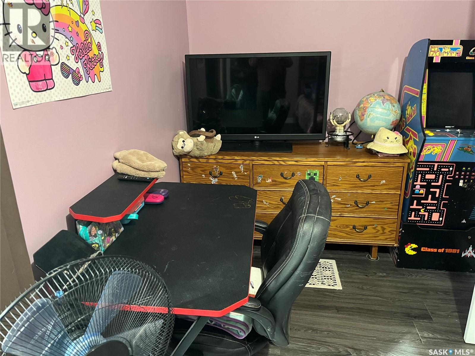 1447 Robinson Street, Regina, Saskatchewan  S4T 2N7 - Photo 15 - SK027460