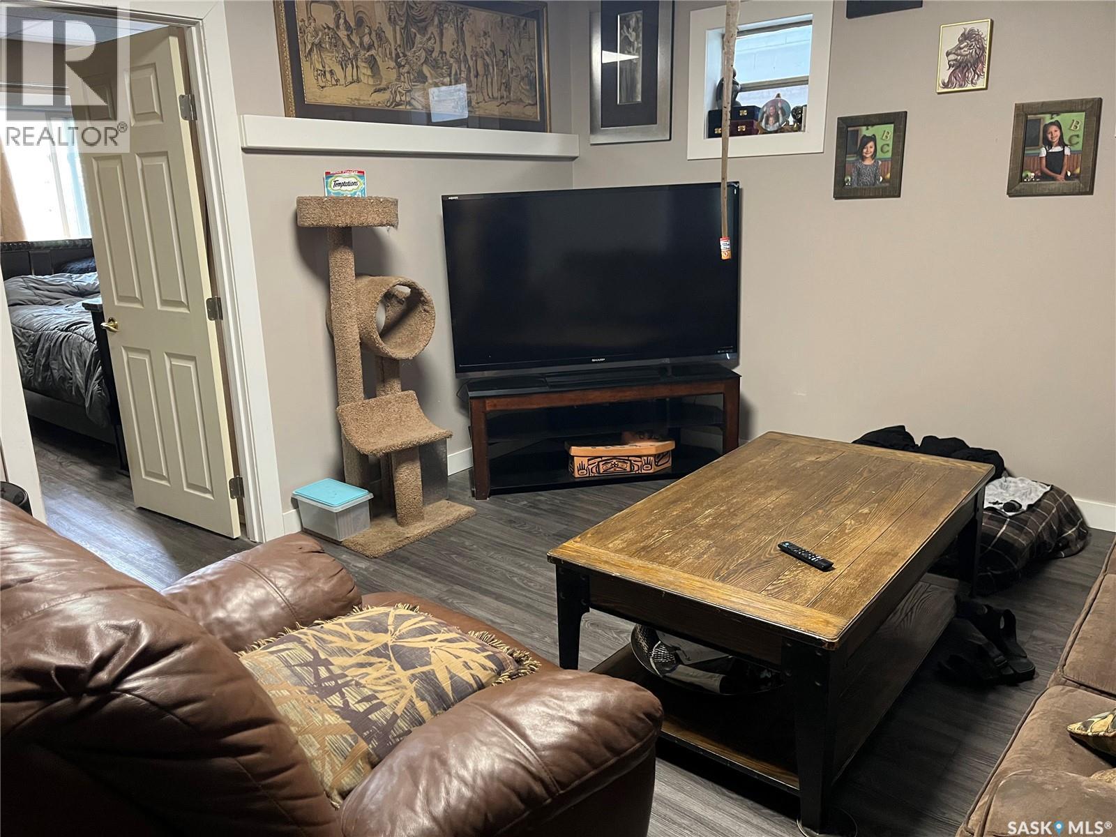 1447 Robinson Street, Regina, Saskatchewan  S4T 2N7 - Photo 6 - SK027460