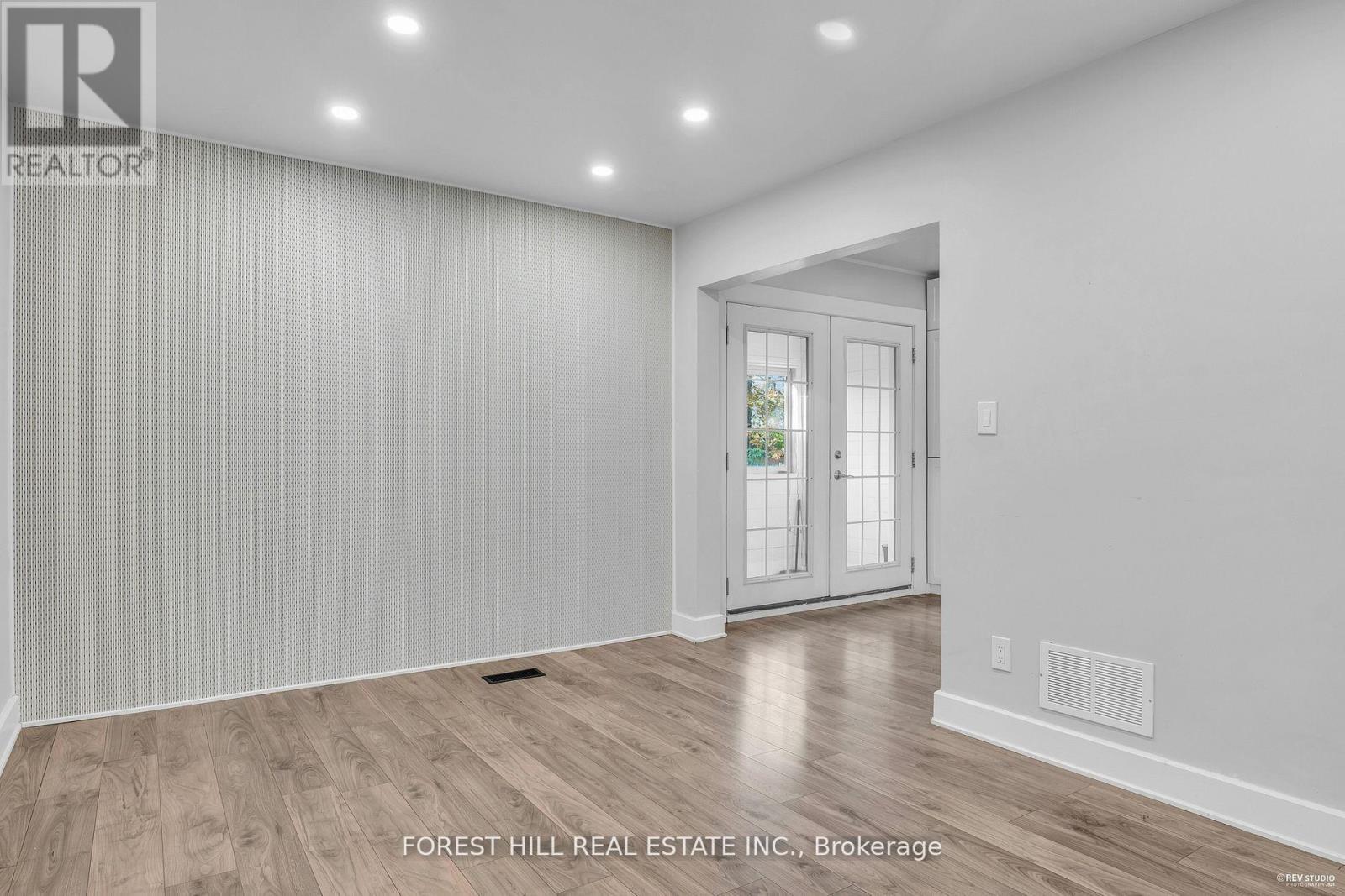 22 Harvey Street, Hamilton, Ontario  L8L 2L8 - Photo 14 - X12730466