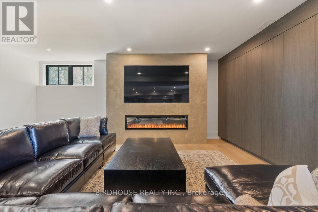 16 Garden Gate, Brock, Ontario  L0K 1A0 - Photo 32 - N12389415