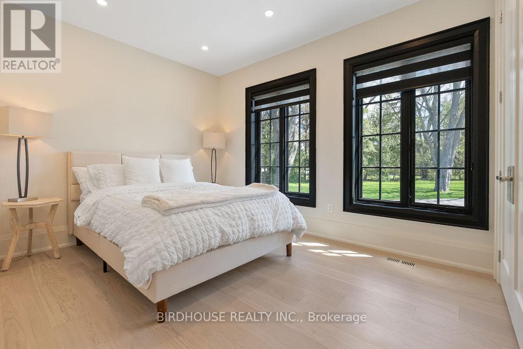 16 Garden Gate, Brock, Ontario  L0K 1A0 - Photo 22 - N12389415