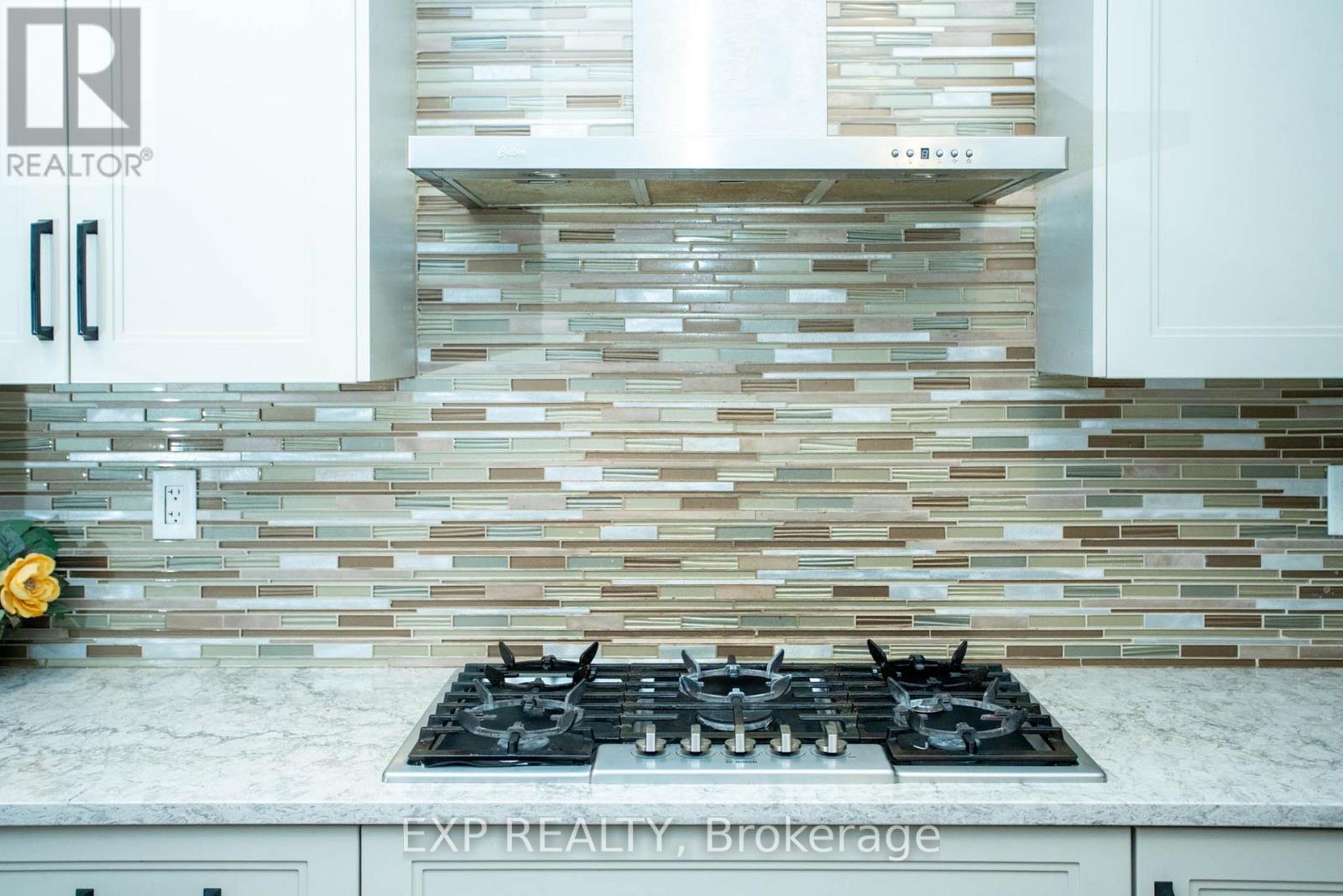 447 Bergamot Avenue, Milton, Ontario  L9T 1E9 - Photo 13 - W12732300