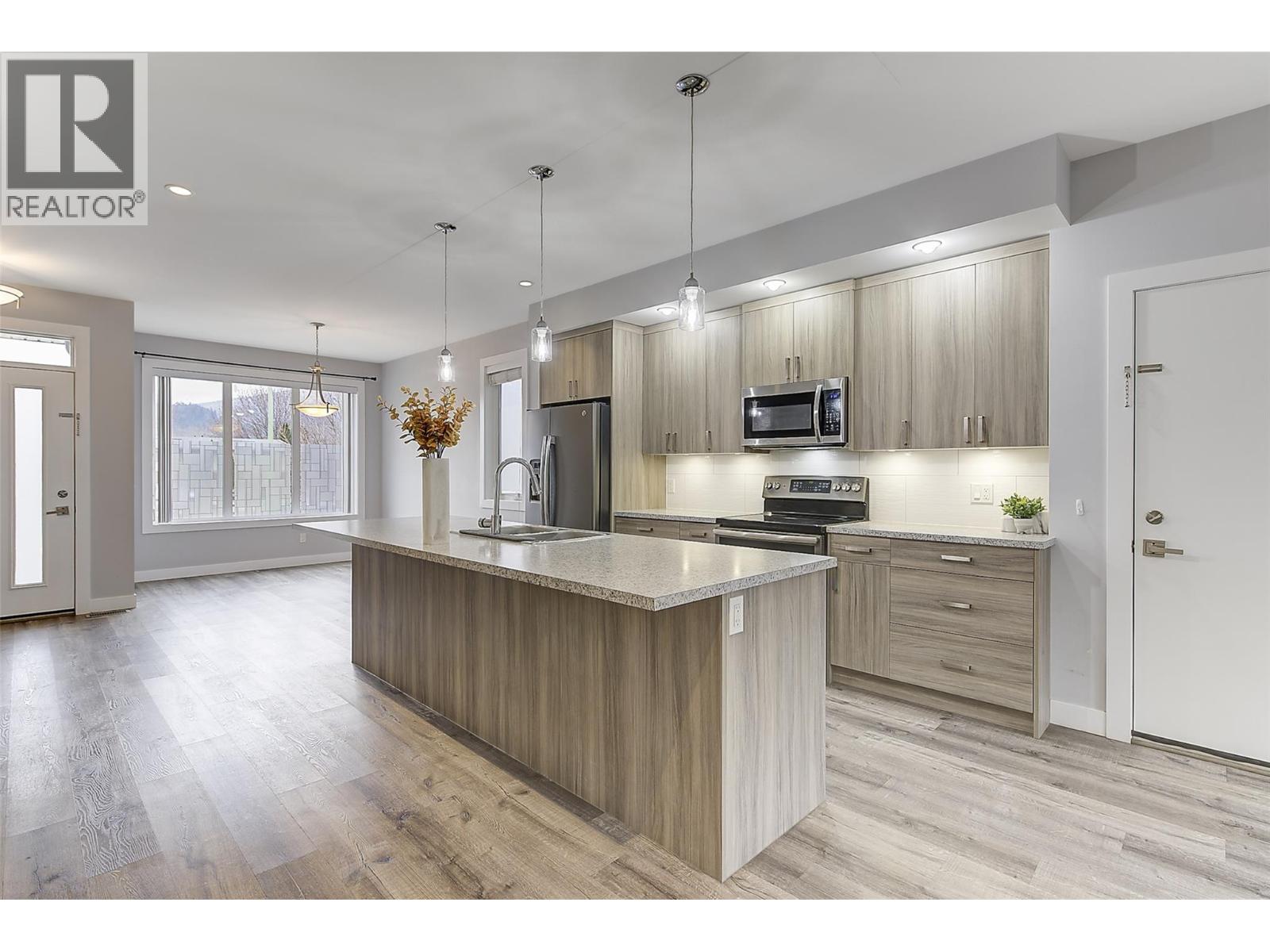 2745 Hewl Road, West Kelowna, British Columbia  V1Z 4E7 - Photo 5 - 10373574