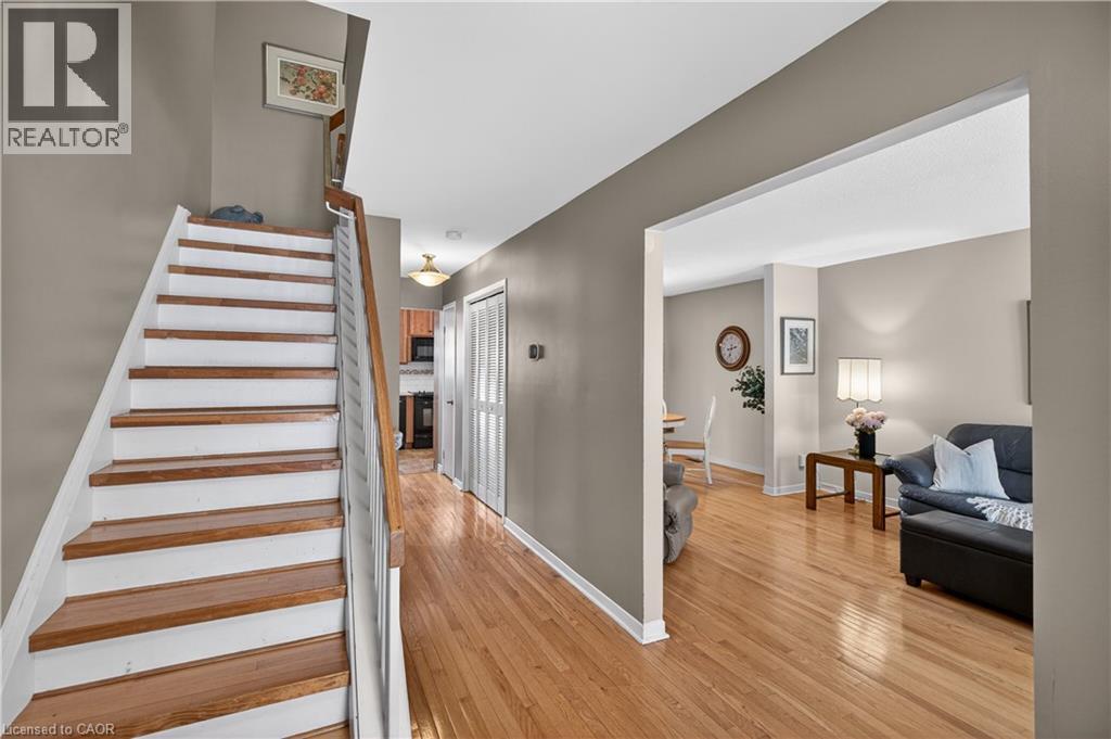 3049 Glencrest Road Unit# 31, Burlington, Ontario  L7N 3K1 - Photo 6 - 40798780