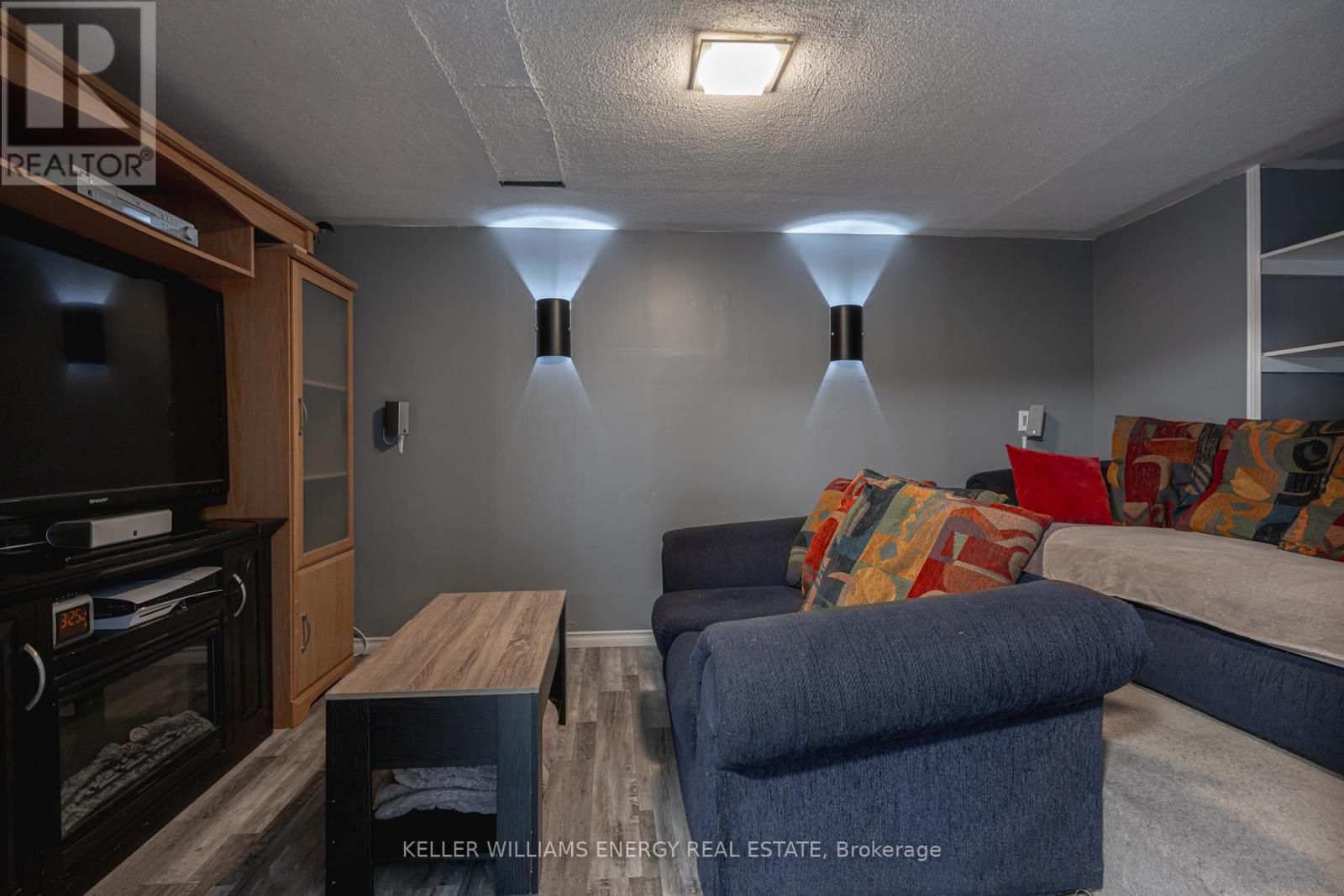 17 Barrow Court, Whitby, Ontario L1P 1E4 - Photo 35 - E12733158