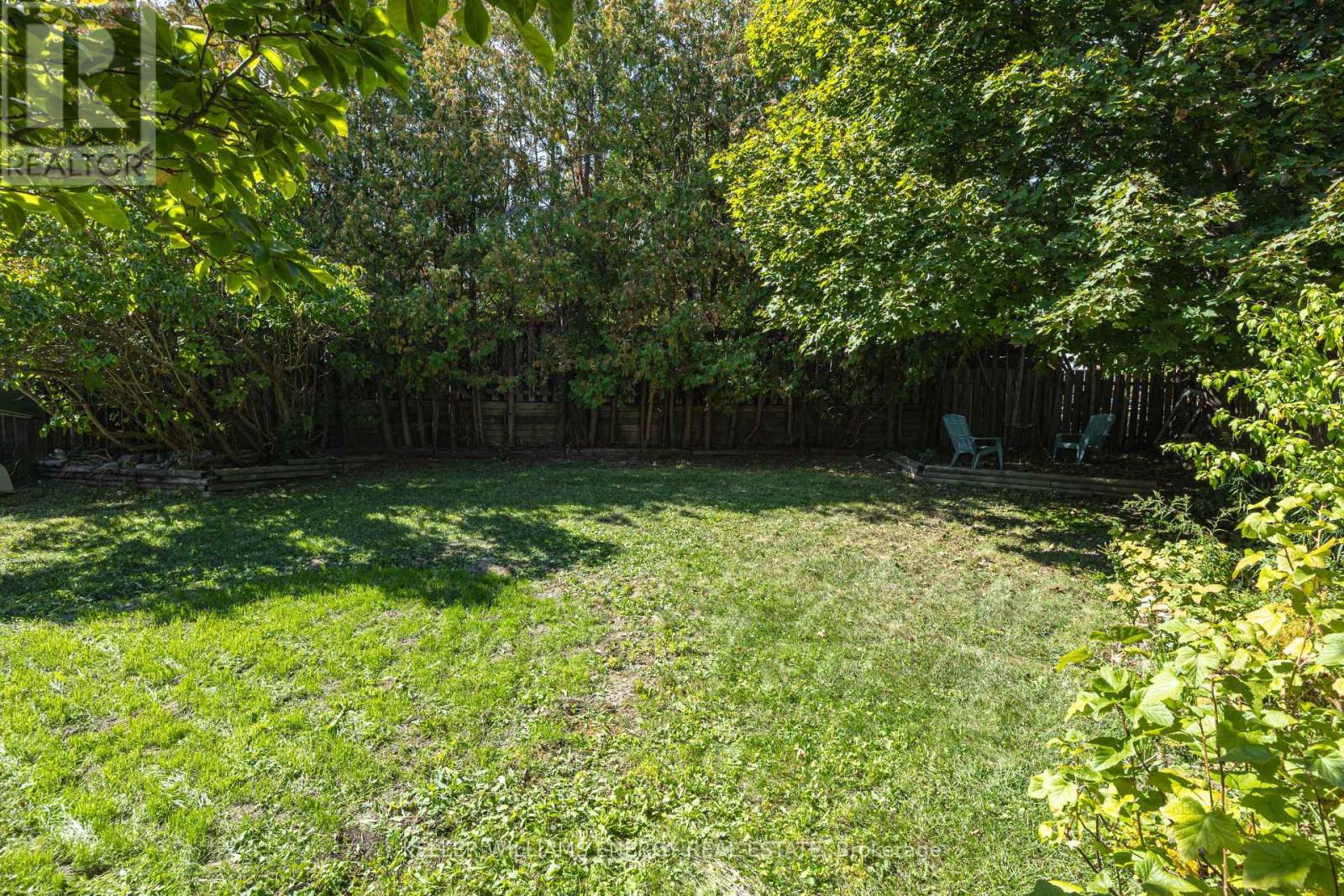 17 Barrow Court, Whitby, Ontario L1P 1E4 - Photo 39 - E12733158